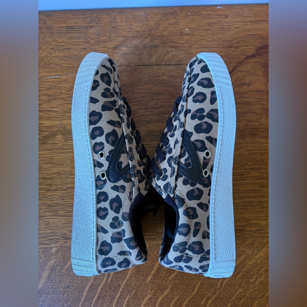 Tretorn Women’s Size 7 NYLite Plus Leopard Print Sneakers Canvas Shoes Animal - Picture 13 of 16
